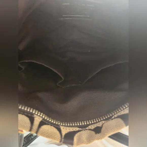 Coach Signature Tote (Vintage) - Picture 5 of 10